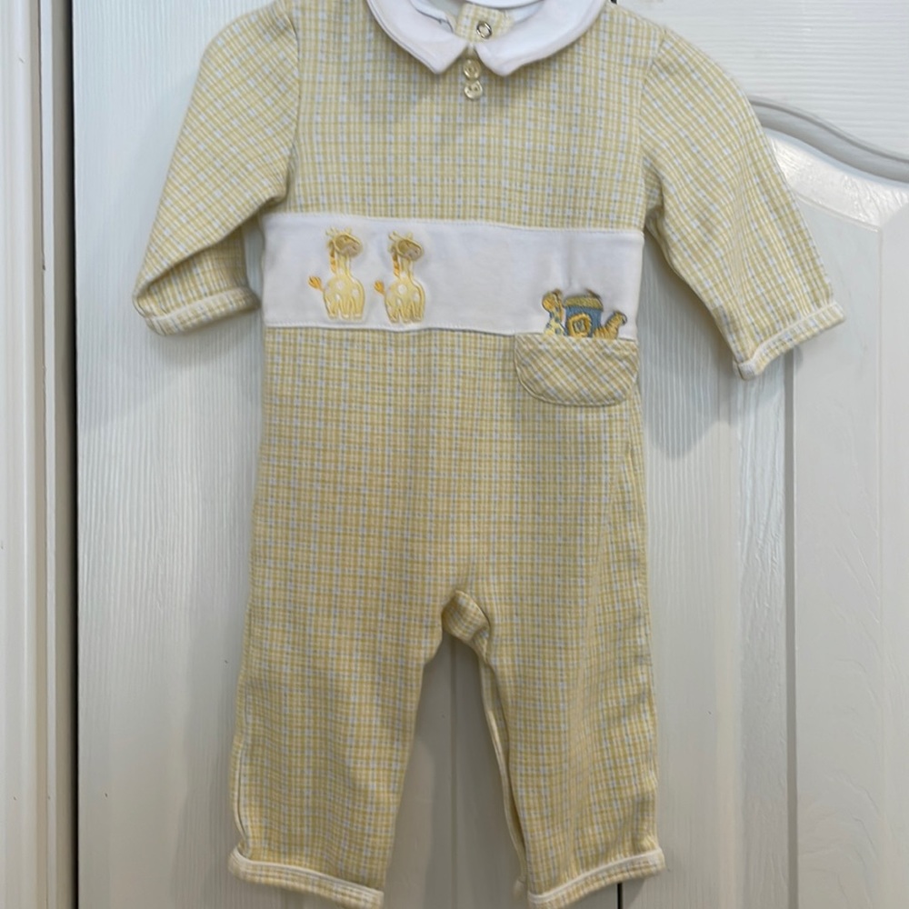6 month yellow giraffe outfit